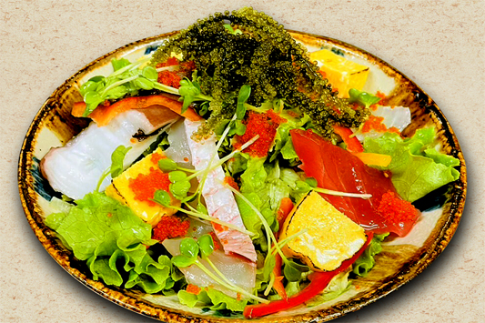 【海ぶどう入り】海鮮サラダ